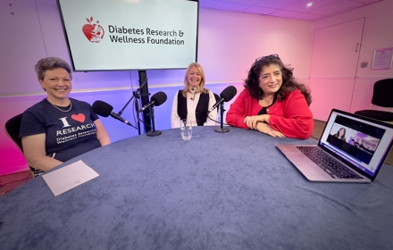 PANEL 2 CLAIRE SARAH TUTTON SAJEELA KERSHI LAURA SPENCE ONLINE IMG 1588