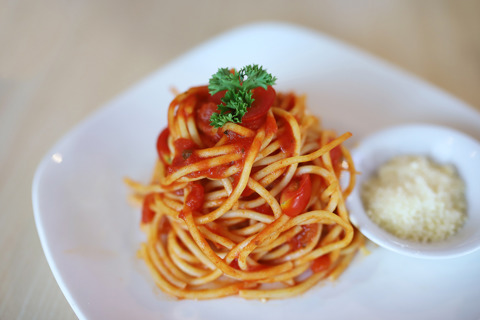 Pasta With Tomatoes